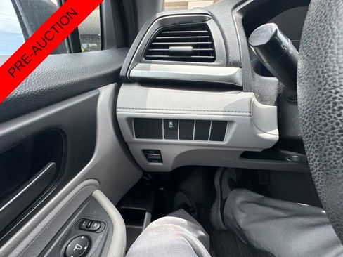 Used 2018 Honda Odyssey LX image 22