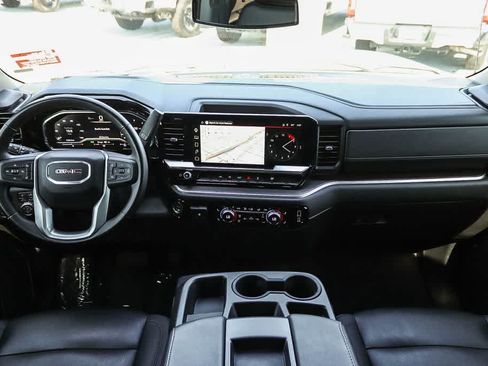 Used 2025 GMC Sierra 1500 SLT RWD image 12