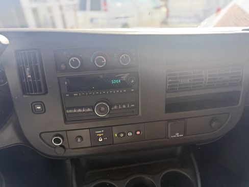 Used 2020 Chevrolet Express 2500 2500 3dr Cargo Van w/ Safety Package image 11