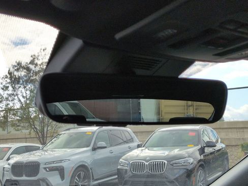 Used 2025 Toyota Camry XSE FWD image 25