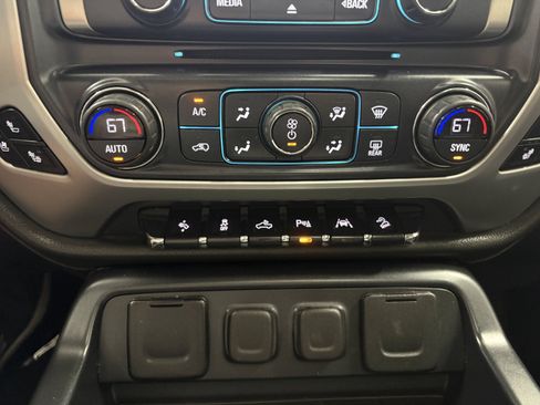 Used 2017 GMC Sierra 1500 SLT AWD/4WD image 19