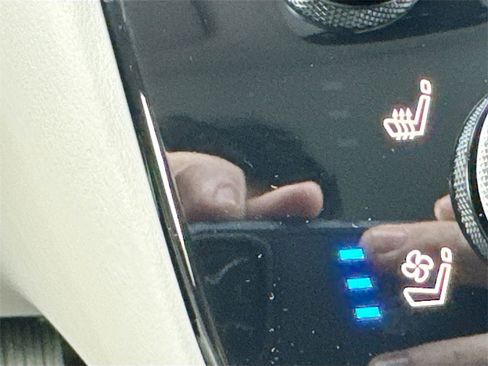 Used 2026 INFINITI QX60 Luxe w/ Cargo Package image 22