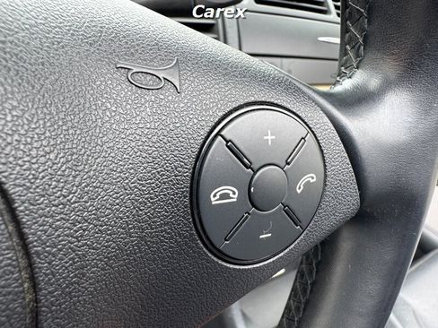 Used 2010 Mercedes-Benz SLK 350 image 25