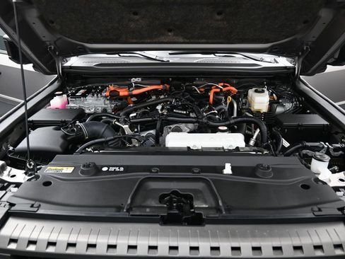 Certified 2025 Toyota Land Cruiser w/ Premium Package image 43