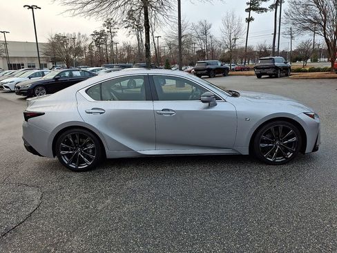 Used 2022 Lexus IS 350 F Sport image 7