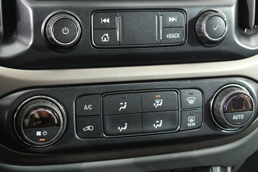 Used 2019 Chevrolet Colorado Z71 AWD/4WD image 28