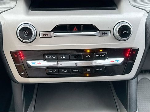 Used 2023 Ford Explorer XLT w/ Equipment Group 202A image 25