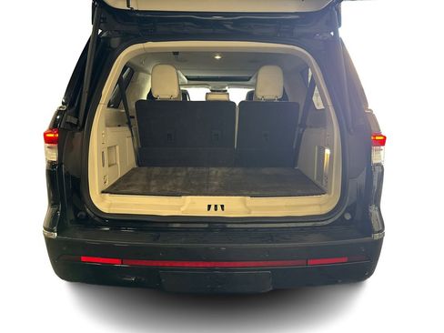 Used 2022 Lincoln Navigator L Black Label image 13