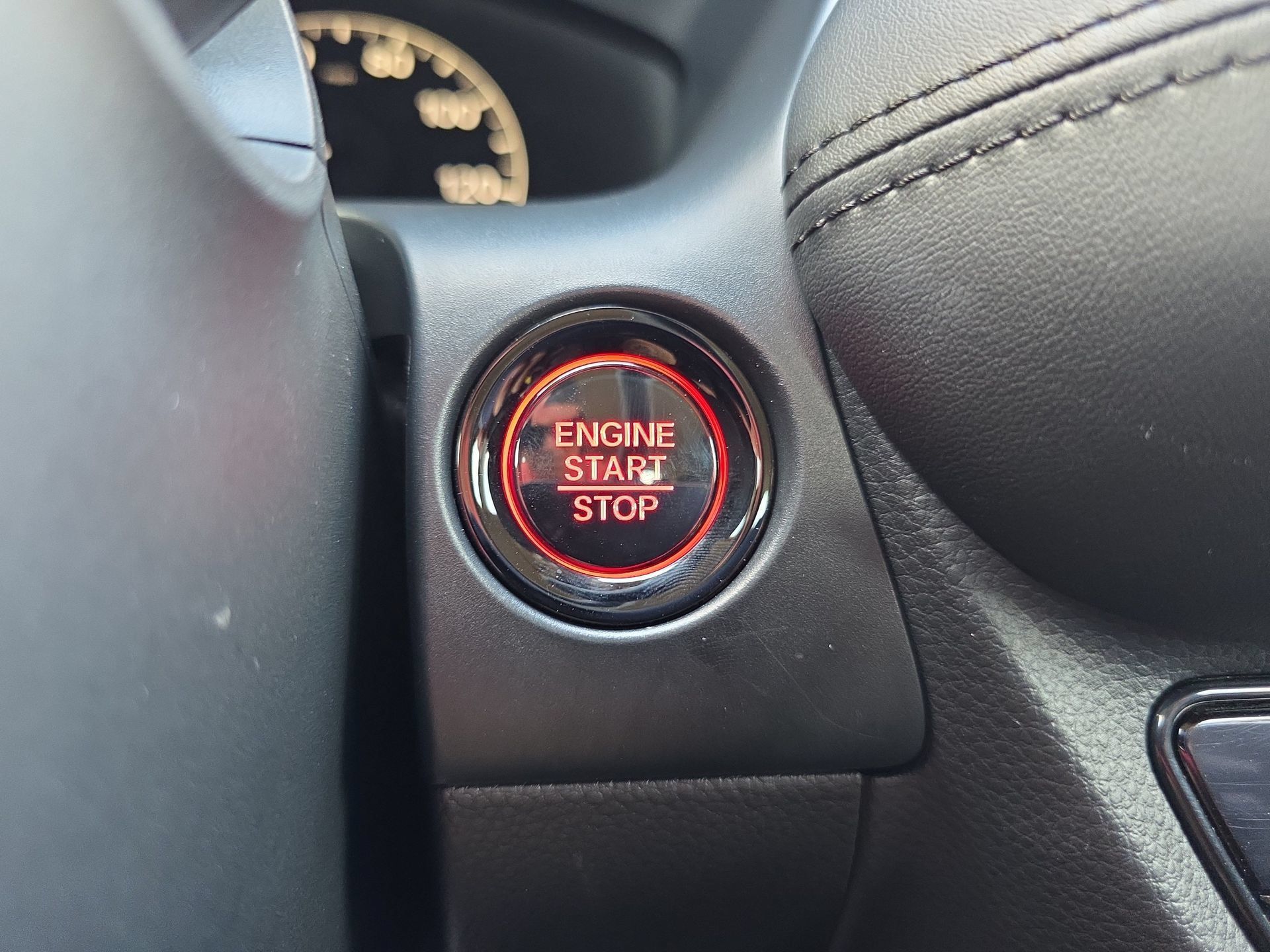 Used 2024 Honda HR-V LX image 25