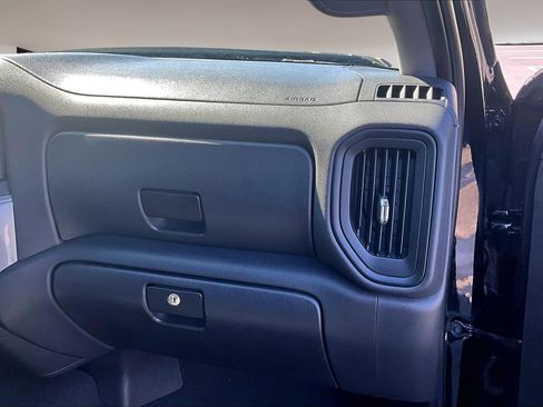 Used 2023 Chevrolet Silverado 1500 Custom image 27