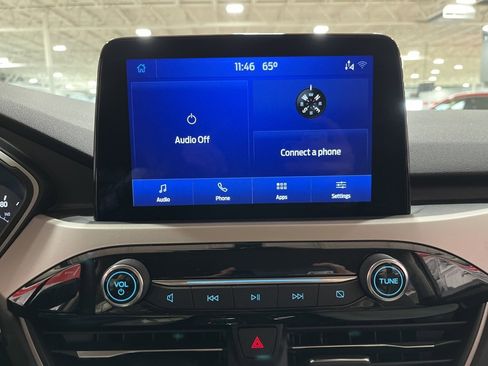 Used 2020 Ford Escape SE image 27