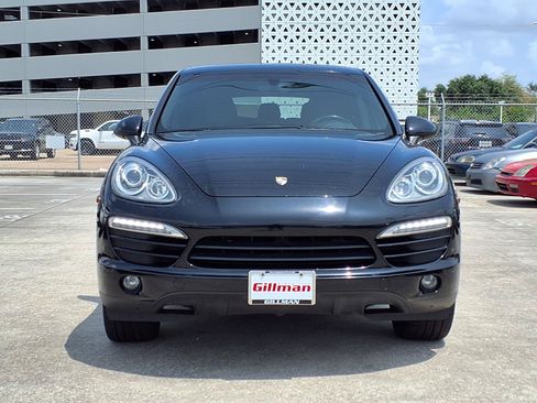 Used 2014 Porsche Cayenne AWD/4WD image 4
