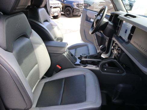 Used 2024 Ford Bronco Big Bend AWD/4WD image 25