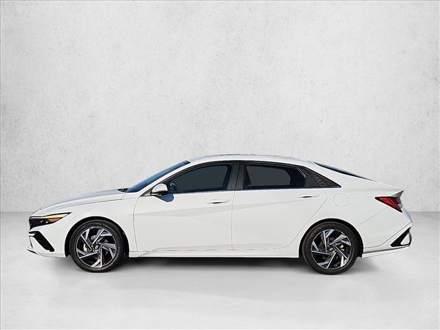 Used 2024 Hyundai Elantra Limited FWD image 8