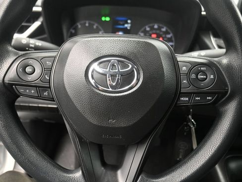 Used 2024 Toyota Corolla LE FWD image 7