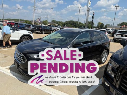 Used 2019 Ford Edge SEL w/ Equipment Group 201A AWD/4WD image 1