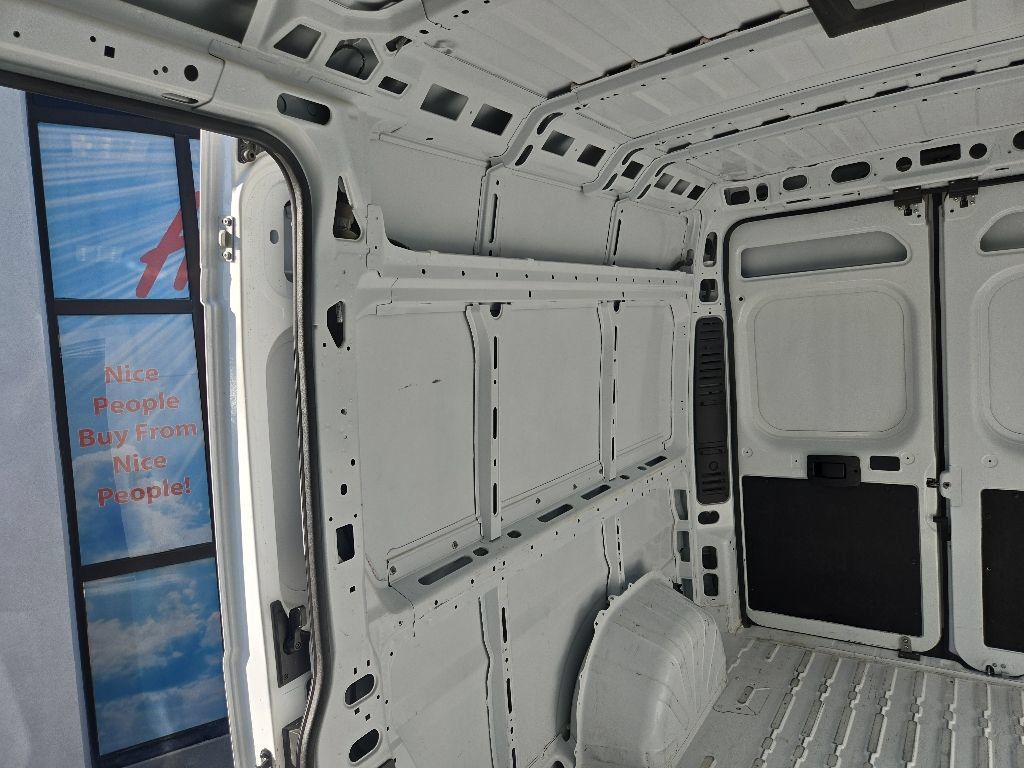 Used 2025 RAM ProMaster 2500 w/ Convenience Group FWD image 81