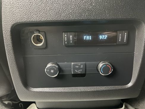 Used 2017 Ford Expedition XLT AWD/4WD image 13