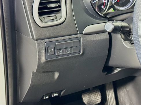 Used 2019 MAZDA CX-9 Touring FWD image 10