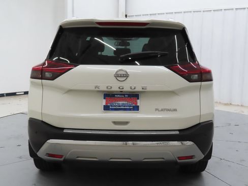 Used 2023 Nissan Rogue Platinum FWD image 4