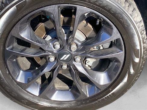 Used 2025 Dodge Durango GT image 27