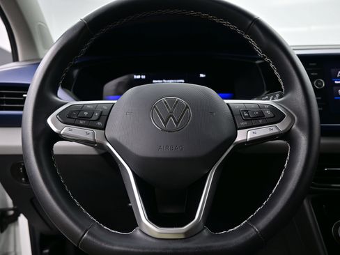 Used 2023 Volkswagen Taos SE w/ Panoramic Sunroof Package AWD/4WD image 25
