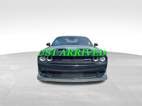 Used 2019 Dodge Challenger SRT Hellcat Redeye image 2