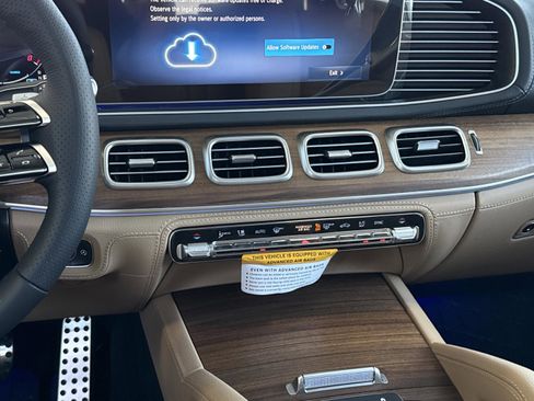 Certified 2026 Mercedes-Benz GLS 450 4MATIC image 49