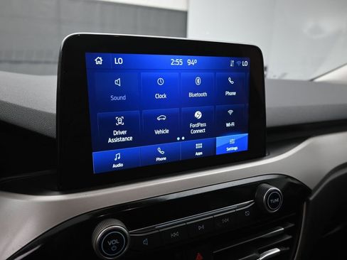 Used 2022 Ford Escape SE w/ SE Sport Appearance Package image 21