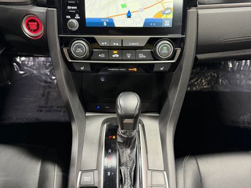 Used 2021 Honda Civic Sport Touring image 3