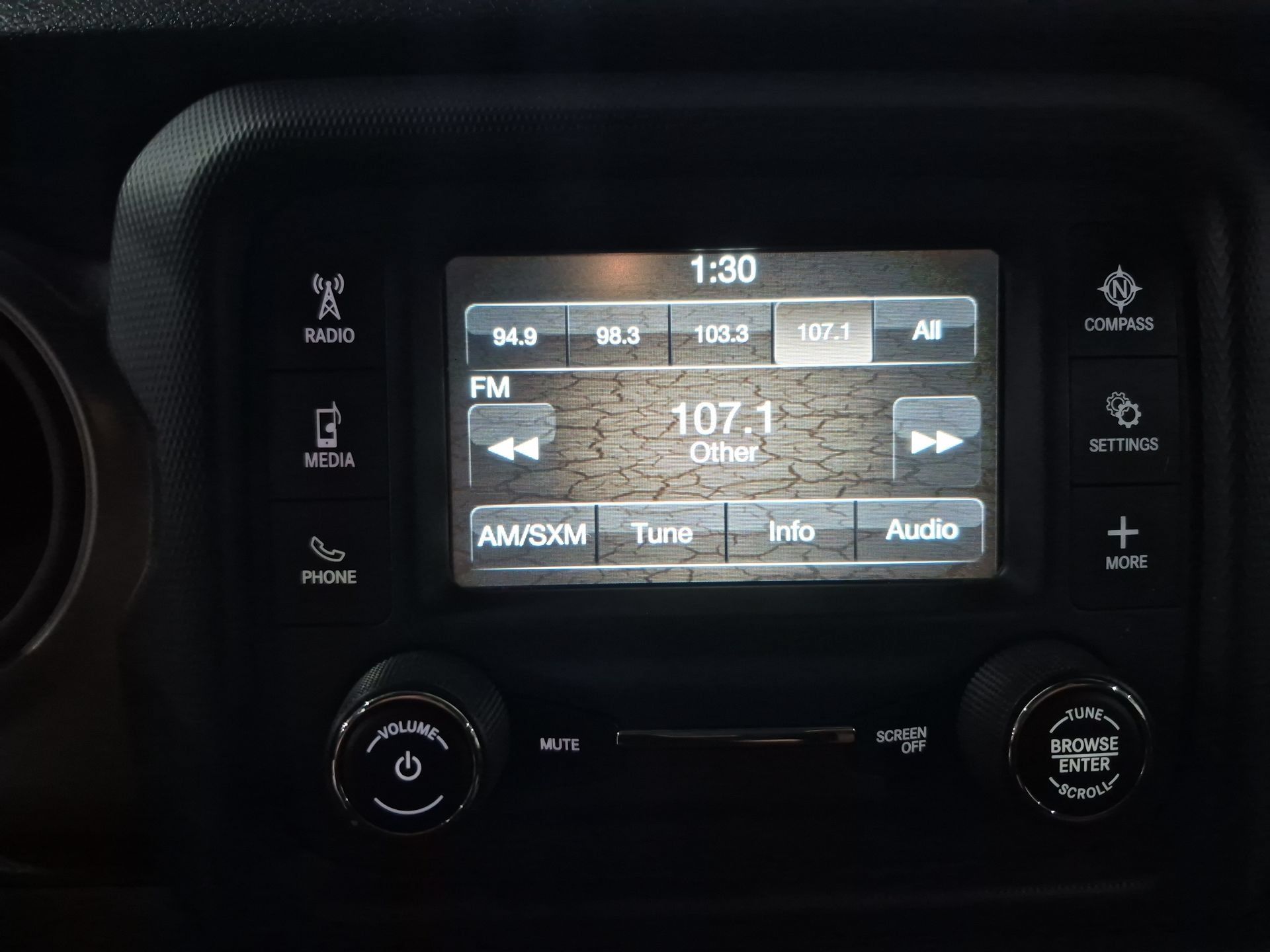 Used 2018 Jeep Wrangler Unlimited Sport AWD/4WD image 14