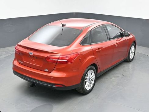 Used 2018 Ford Focus SE w/ Cold Weather Package image 22