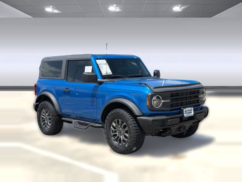 Certified 2022 Ford Bronco 2-Door AWD/4WD image 7