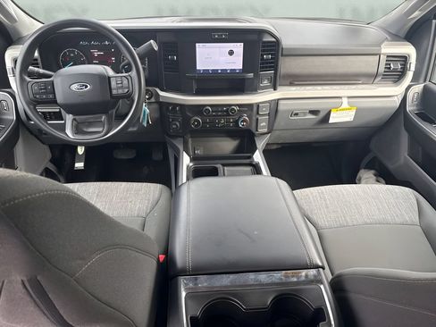 Used 2025 Ford F250 XLT w/ FX4 Off-Road Package AWD/4WD image 11