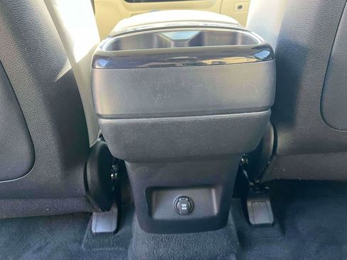 Used 2022 Kia Telluride EX w/ Towing Package image 4