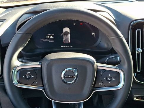 Used 2023 Volvo C40 P8 Recharge Plus w/ Climate Package image 25