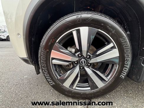 Certified 2023 Nissan Rogue SL w/ SL Premium Package AWD/4WD image 21