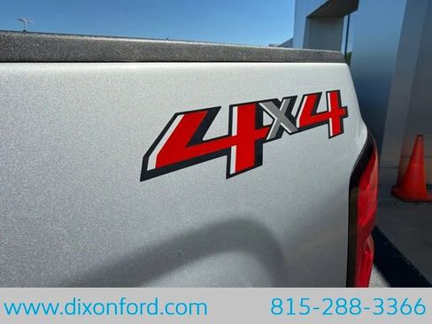 Used 2018 Chevrolet Silverado 1500 LT w/ Trailering Package AWD/4WD image 27