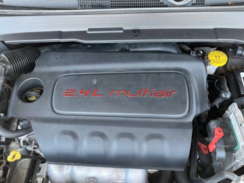 Used 2022 Jeep Compass Latitude AWD/4WD image 9