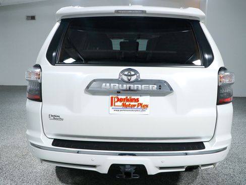 Used 2023 Toyota 4Runner Limited AWD/4WD image 8