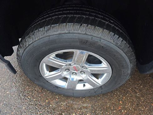 Used 2015 GMC Sierra 1500 SLT w/ SLT Preferred Package image 39