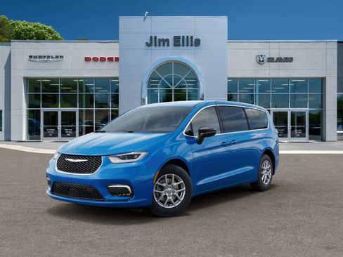 New 2026 Chrysler Pacifica Select FWD image 1