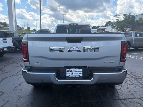 New 2026 RAM 3500 Tradesman AWD/4WD image 10