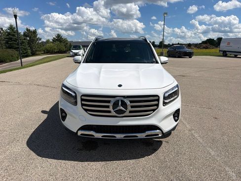 Certified 2026 Mercedes-Benz GLB 250 4MATIC image 2