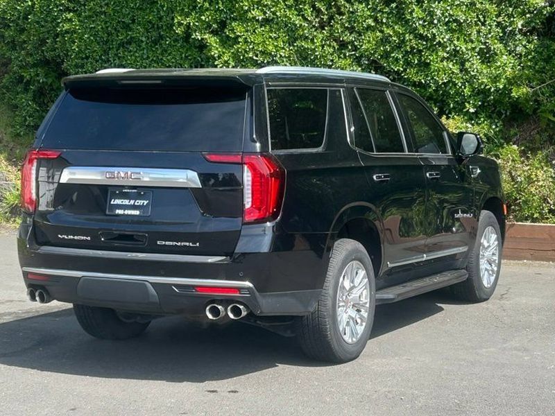 Used 2021 GMC Yukon Denali AWD/4WD image 6