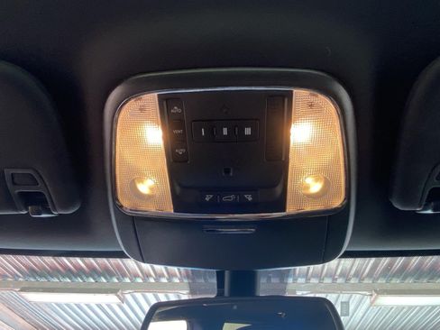 Used 2014 Jeep Grand Cherokee Limited AWD/4WD image 23