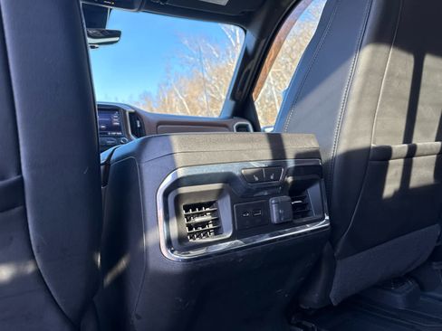 Used 2020 Chevrolet Silverado 3500 High Country w/ LPO, Hitch Package image 27