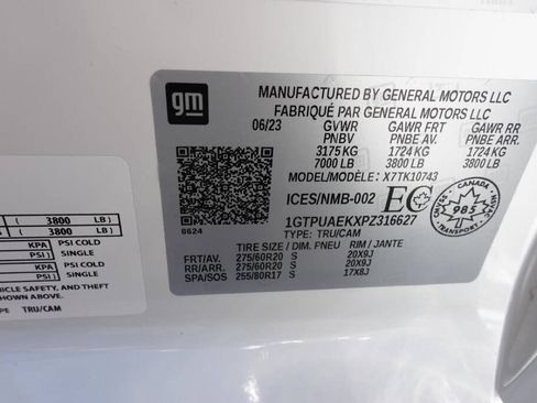 Used 2023 GMC Sierra 1500 Pro w/ Graphite Edition AWD/4WD image 19