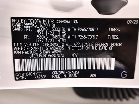 Used 2023 Toyota 4Runner TRD Off-Road Premium w/ Off Road Premium Plus Package AWD/4WD image 47
