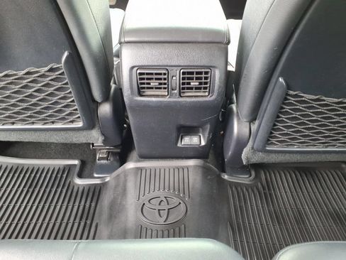 Used 2021 Toyota 4Runner Limited AWD/4WD image 5